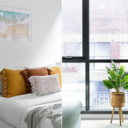 A Chic & Comfy 2Br Apt Near Federation Square メルボルン エクステリア 写真