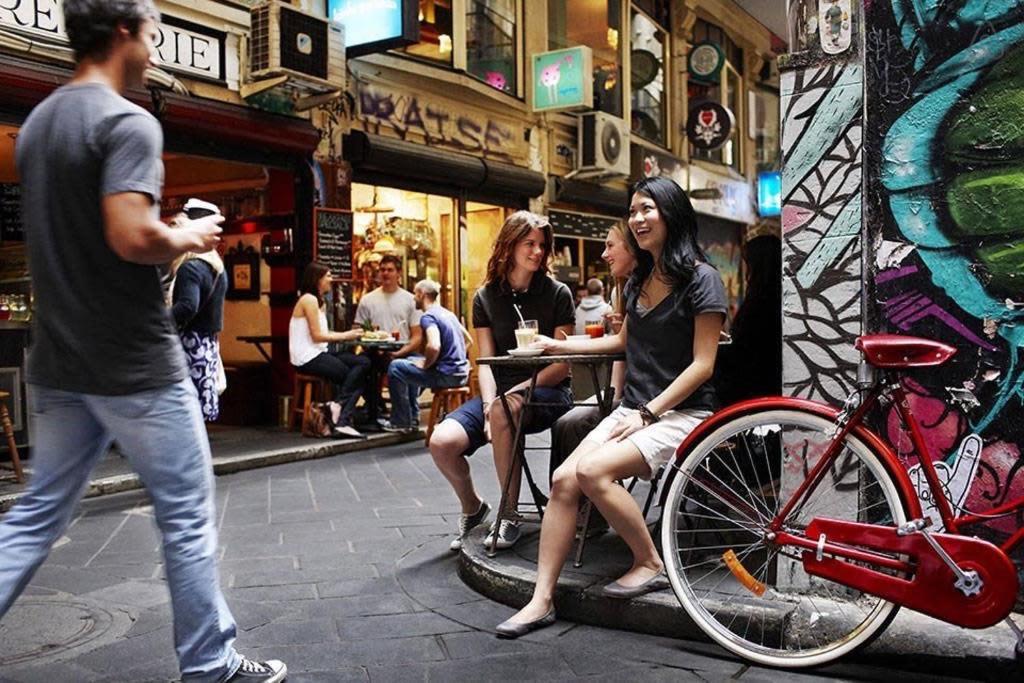 A Chic & Comfy 2Br Apt Near Federation Square メルボルン エクステリア 写真